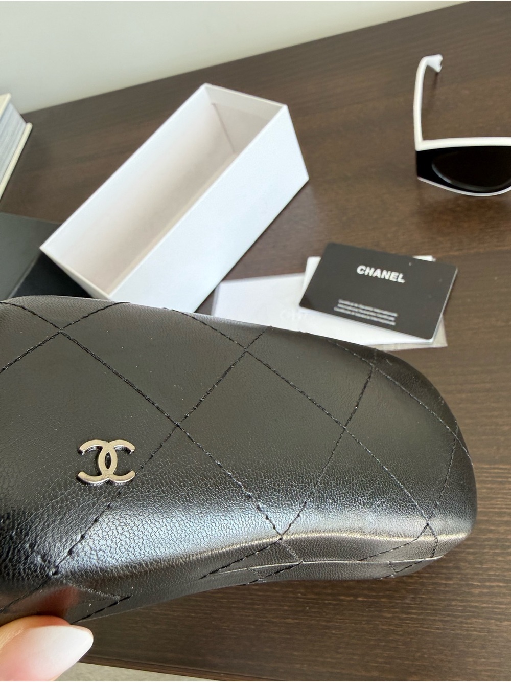 CHANEL Black & White Cat-Eye Sunglasses - Picture 14 of 16